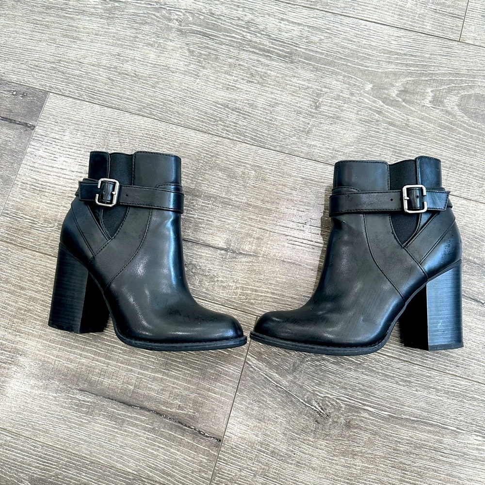 ALDO Leather Ankle Boots - Size 7